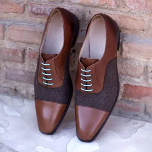 DapperFam Rafael in Brown / Med Brown Men's Flannel & Italian Leather Oxford