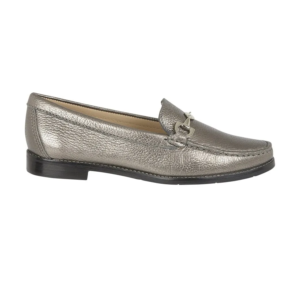 Wand Low Heel Loafer Shoe